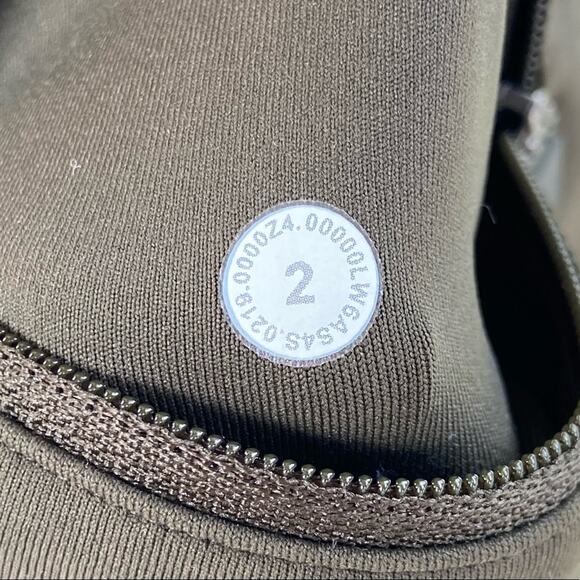 Lululemon Athletica Speed Up Crop *21" Dark Olive (First Release) Size 2 - Picture 6 of 8